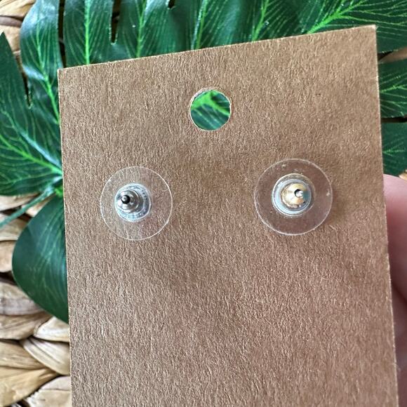 BOGO FREE VTG GOLDEN STUD Statement EARRINGS - Picture 5 of 5